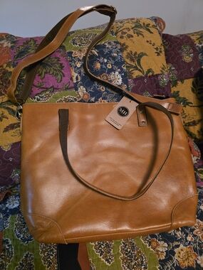 MH Leather Tote Bag - Tan -